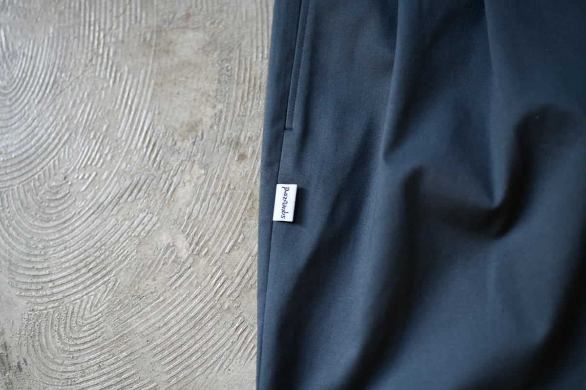 SQUEEZED DESIGN 2TUCK CHINO PANTS | UNSLACKS STORE