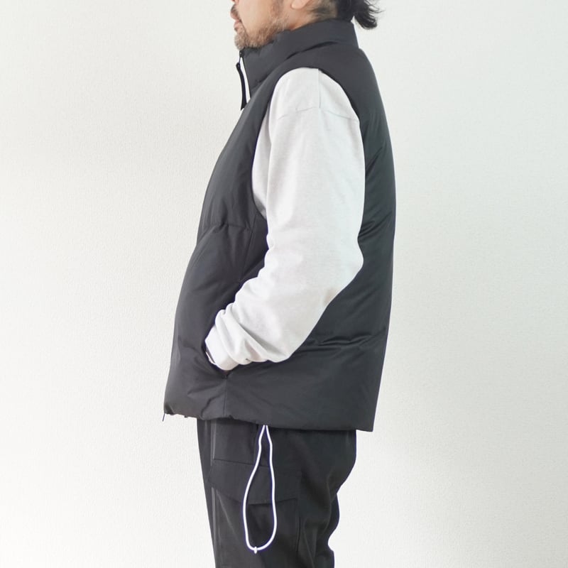 ユニセックス＊LA MOND-ラモンド-STAND CURVY QUILT DOWN VES