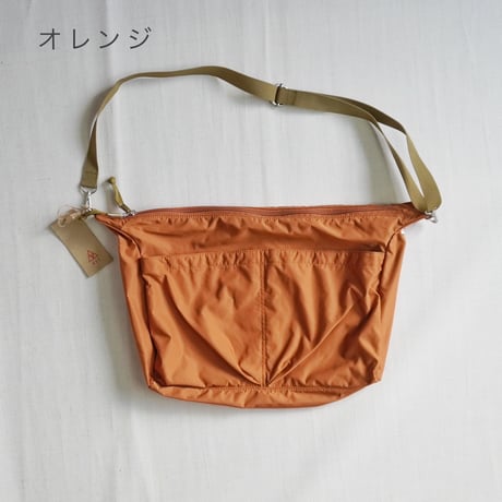 3色＊ユニセックス＊dip ltd-ディップ-ナイロンショルダーバッグ