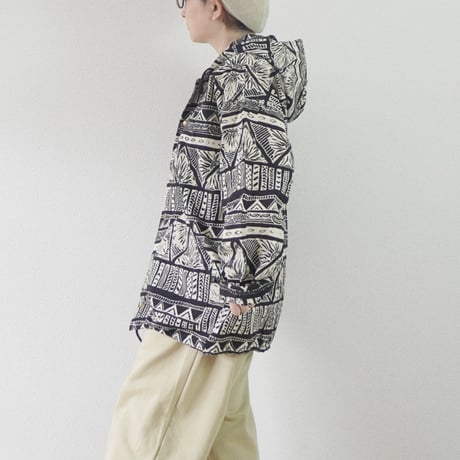 ＊ユニセックス＊Jawandi-ジャワンディー-Sanp Button Hoodie Jacket/スナップボタン フーディジャケット/ブラックホワイト・インドネシアバティック/B
