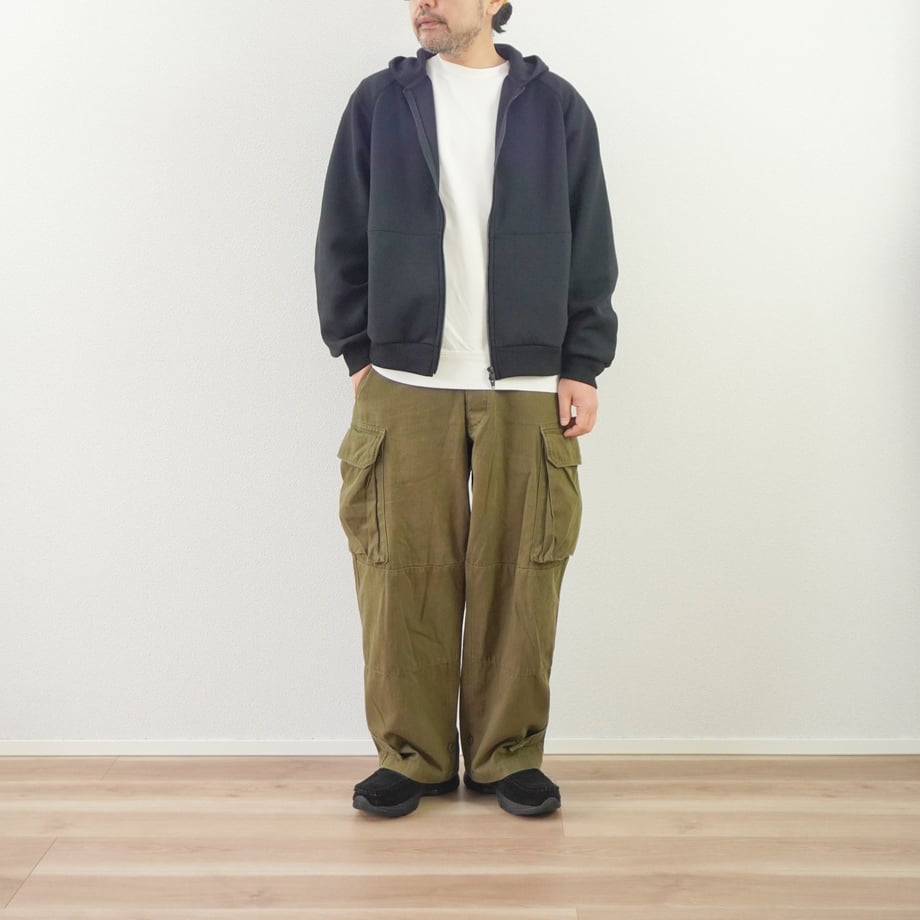 697d7396b7a32bb590f22e76