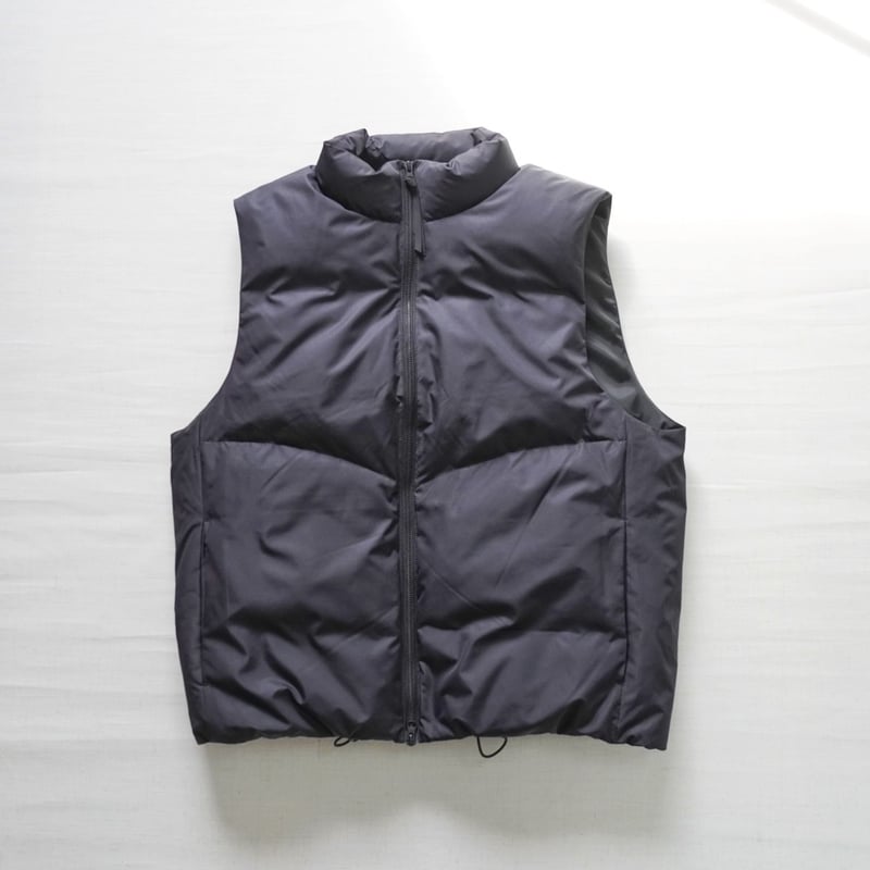 ユニセックス＊LA MOND-ラモンド-STAND CURVY QUILT DOWN VES