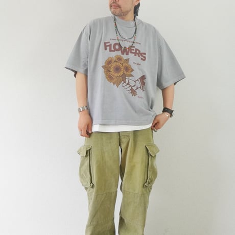 ユニセックス＊Rabbit Hutch-後染めドローコード付き ドロップショルダーT “FLOWERS for you”