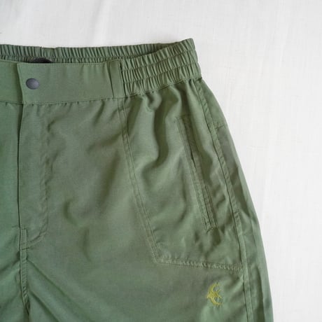 2色＊ユニセックス＊SLOWHANDS-スローハンズ-nylon×polyester stretch Treck Shorts