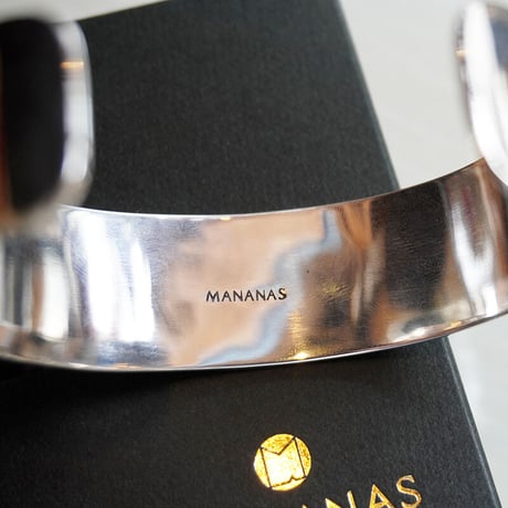 ＊goods＊MANANAS JEWELRY-マナナス ジュエリー-Armadilo Tri Bangle