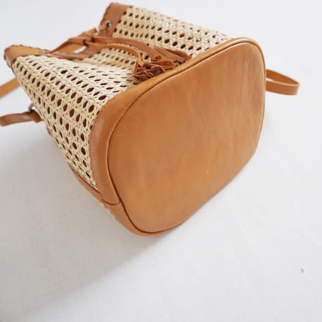 ＊goods＊LIMONCHELLO-リモンチェロ-Ratan / Leather Drawstring Shoulder Bag