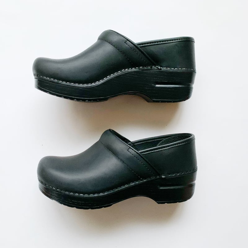 dansko ダンスコ　プロフェッショナル　オイルドレザー　37 黒 Dansko ダンスコ プロフェッショナル オイルドレザー ブラック 37