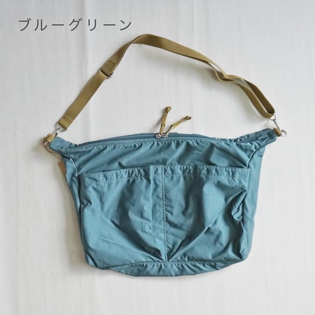 3色＊ユニセックス＊dip ltd-ディップ-ナイロンショルダーバッグ