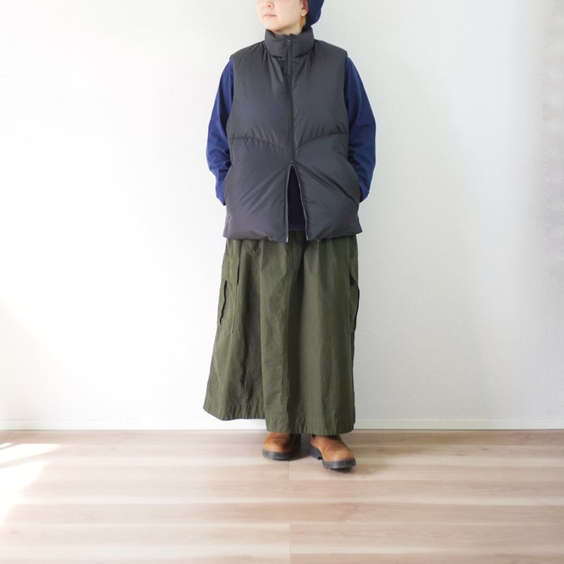 ユニセックス＊LA MOND-ラモンド-STAND CURVY QUILT DOWN VES