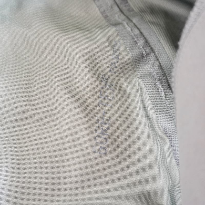 ミリタリーデッドストック US ARMY ECWCS GORE-TEX PARKA GEN2 ミリタリーデッドストック US ARMY ECWCS GORE-TEX PARKA GEN2