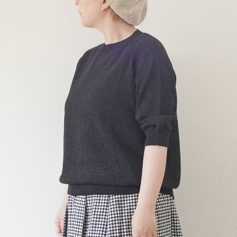 リネンヤ　Linenya コットンクルーネック半袖ニット 黒 リネンヤ Linenya コットンクルーネック半袖ニット 黒 また