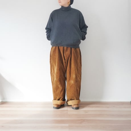 2色＊ユニセックス＊LA MOND-ラモンド-LOUNGE SUEDE HIGH NECK SWEAT LM-C-211