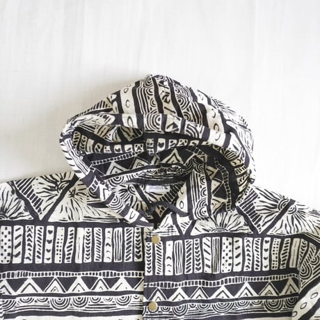 ＊ユニセックス＊Jawandi-ジャワンディー-Sanp Button Hoodie Jacket/スナップボタン フーディジャケット/ブラックホワイト・インドネシアバティック/B