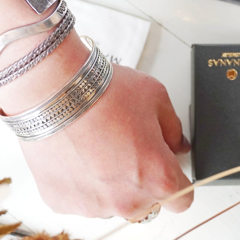 goods＊MANANAS JEWELRY-マナナス ジュエリー-Armadilo Tri