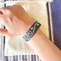 goods＊[Re-ACT × Crossed Arrows] Studs Thick Brace幅2cm/ブラック