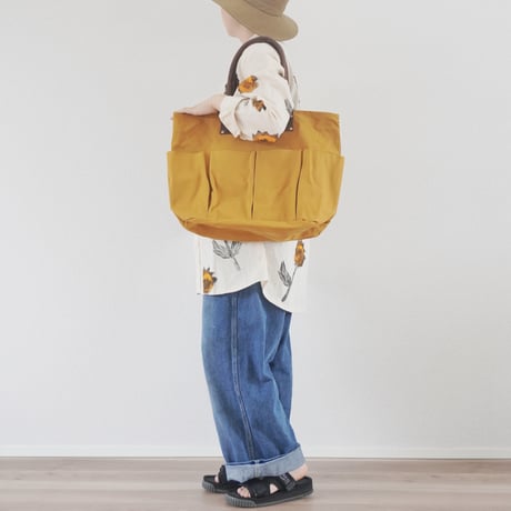 2色＊goods＊WE ARE ONE×Rabbit Hutch-パラフィン加工10号帆布 ショルダートート/マスタード、グリーン