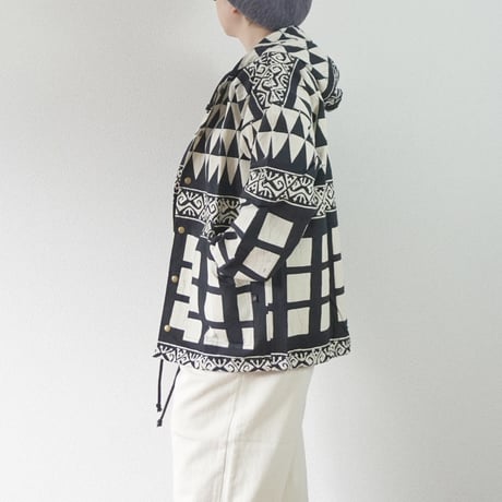 ＊ユニセックス＊Jawandi-ジャワンディー-Sanp Button Hoodie Jacket/スナップボタン フーディジャケット/ブラックホワイト・インドネシアバティック/A
