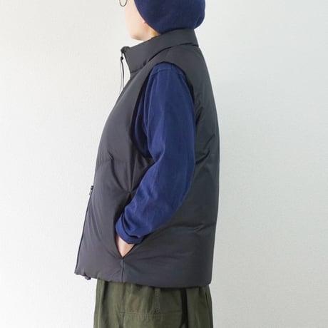 ＊ユニセックス＊LA MOND-ラモンド-STAND CURVY QUILT DOWN VEST LM-O-133/ブラック