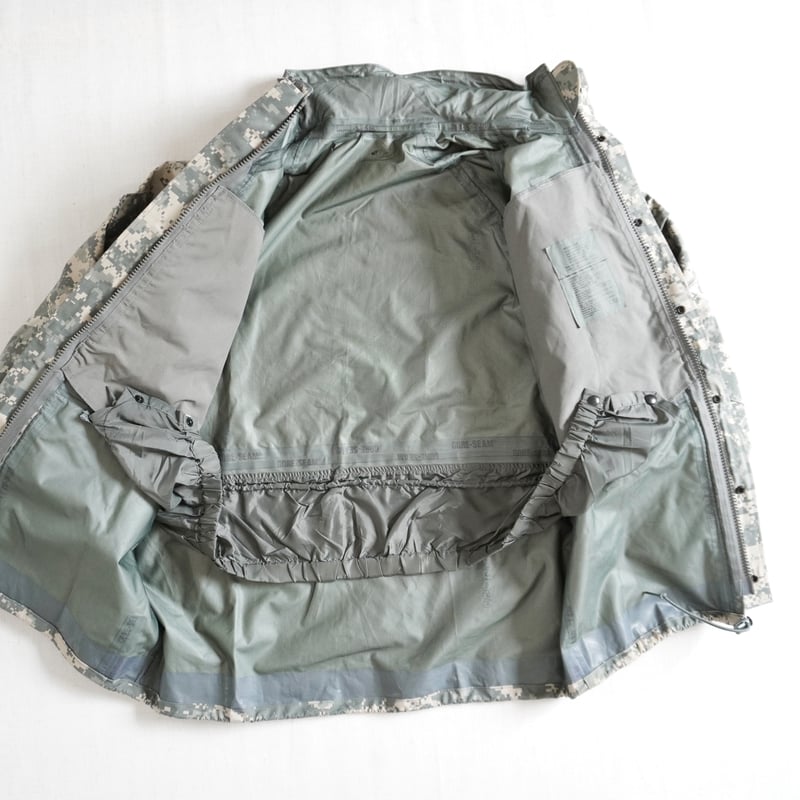 ミリタリーデッドストック US ARMY ECWCS GORE-TEX PARKA GEN2 ミリタリーデッドストック US ARMY ECWCS GORE-TEX PARKA GEN2