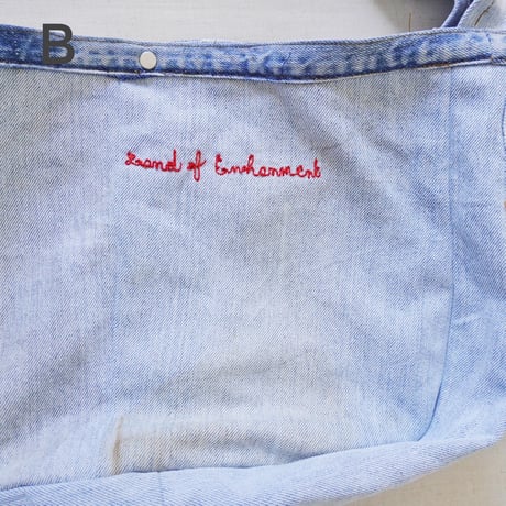 THRIFTY LOOK（スリフティルック） BLUE DENIM NEWSPAPER BAG