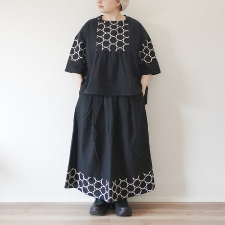 2色＊ASCOT by Torinoco-アスコットバイトリノコ-サークル刺繍フレンチマリンタックスカート