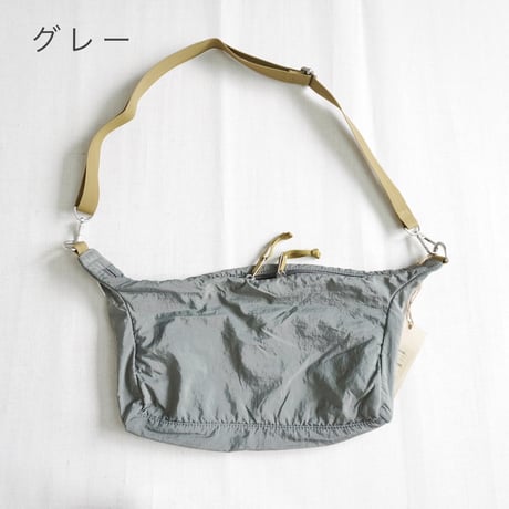 4色＊ユニセックス＊dip ltd-ディップ-ナイロンミニショルダーバッグ