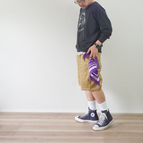 ＊ユニセックス＊[THRIFTY LOOK / スリフティルック] "STAY CURIOUS" RAGLAN CREW SWEAT/ブラック
