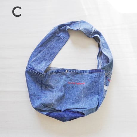THRIFTY LOOK（スリフティルック） BLUE DENIM NEWSPAPER BAG