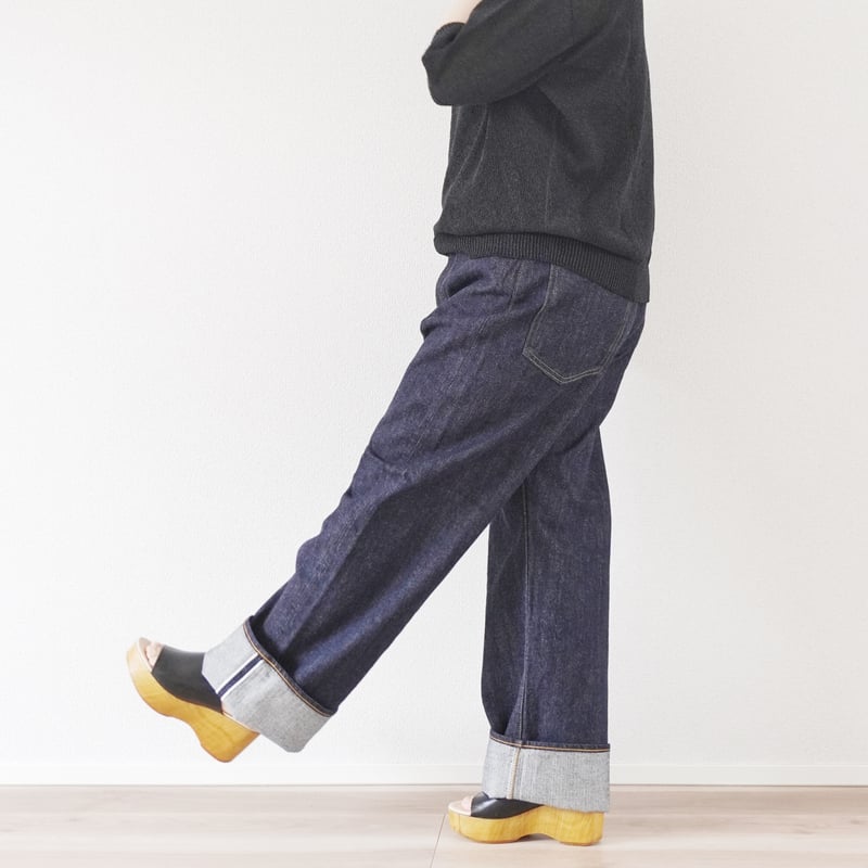 ORDINARY FITS 【美品】ボタンフライ デニム オーディナリーフィッツ Ordinary fits – Loose Ankle Denim.