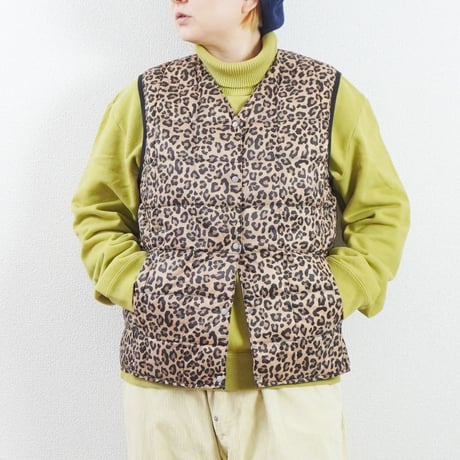 ＊レディース＊i c h i × TAION - Knit Cardigan + Leopard Inner Down Vest