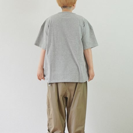 ＊ユニセックス＊Audience-オーディエンス-ビッグサイズリメイク USAファブリック丸胴国産ポケットTEE/杢グレー