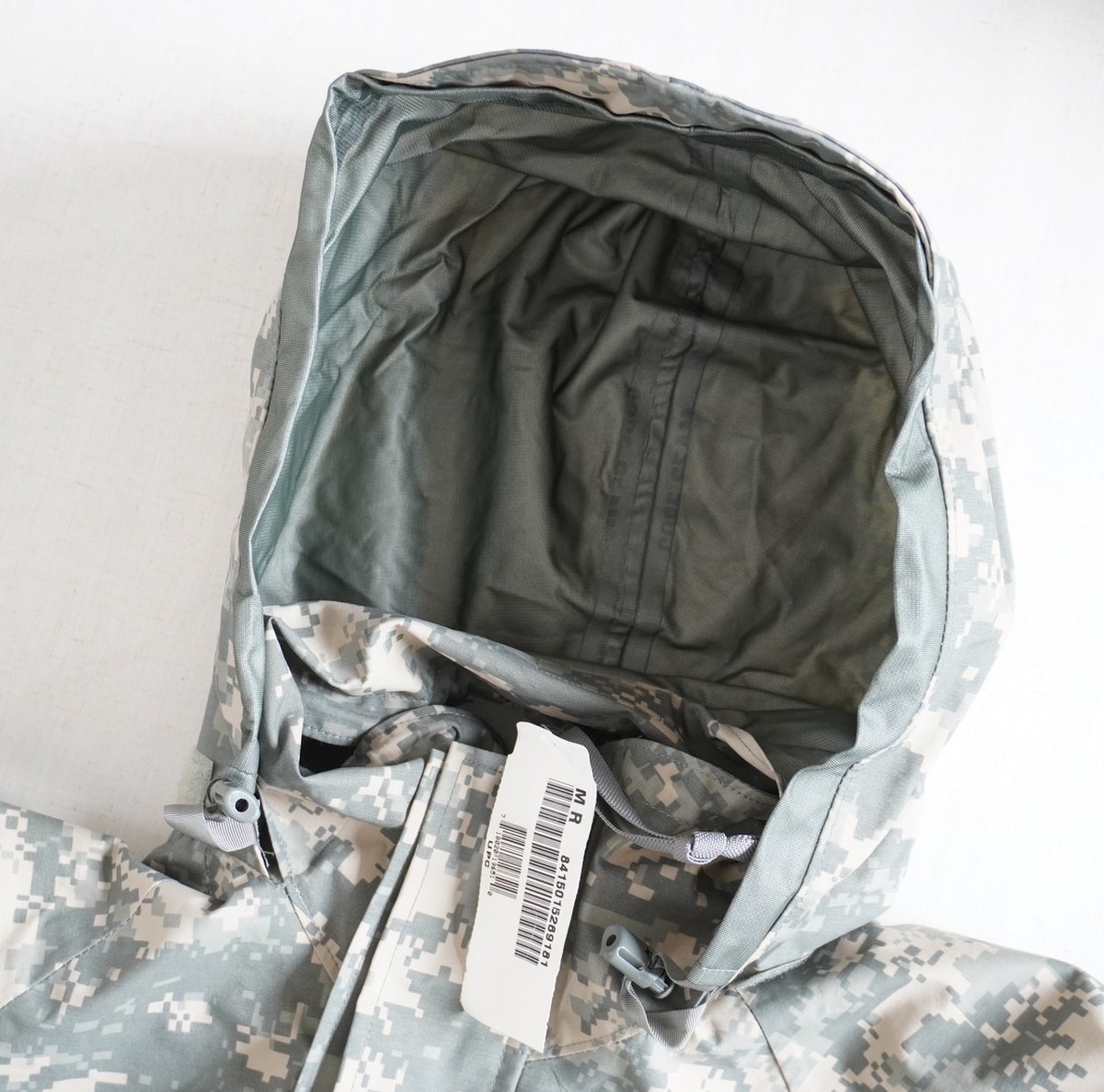 ミリタリーデッドストック US ARMY ECWCS GORE-TEX PARKA GEN2 ミリタリーデッドストック US ARMY ECWCS GORE-TEX PARKA GEN2