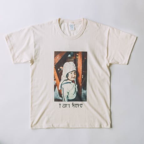 ”I am here"MANDARA short sleeve crew T