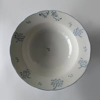 花束に鳥　リム皿