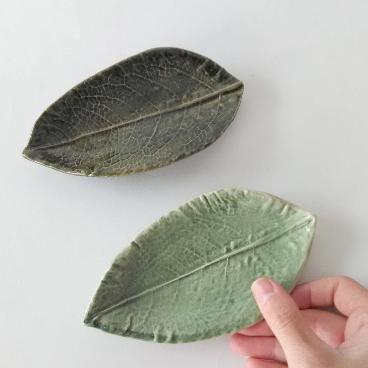 皿　葉っぱ No.9767「葉っぱ型のプレート：SEYEI」SOLD | ボルトナット