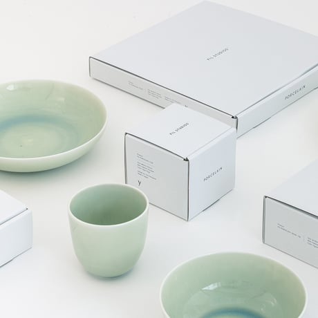FIL PORCELAIN / PLATE