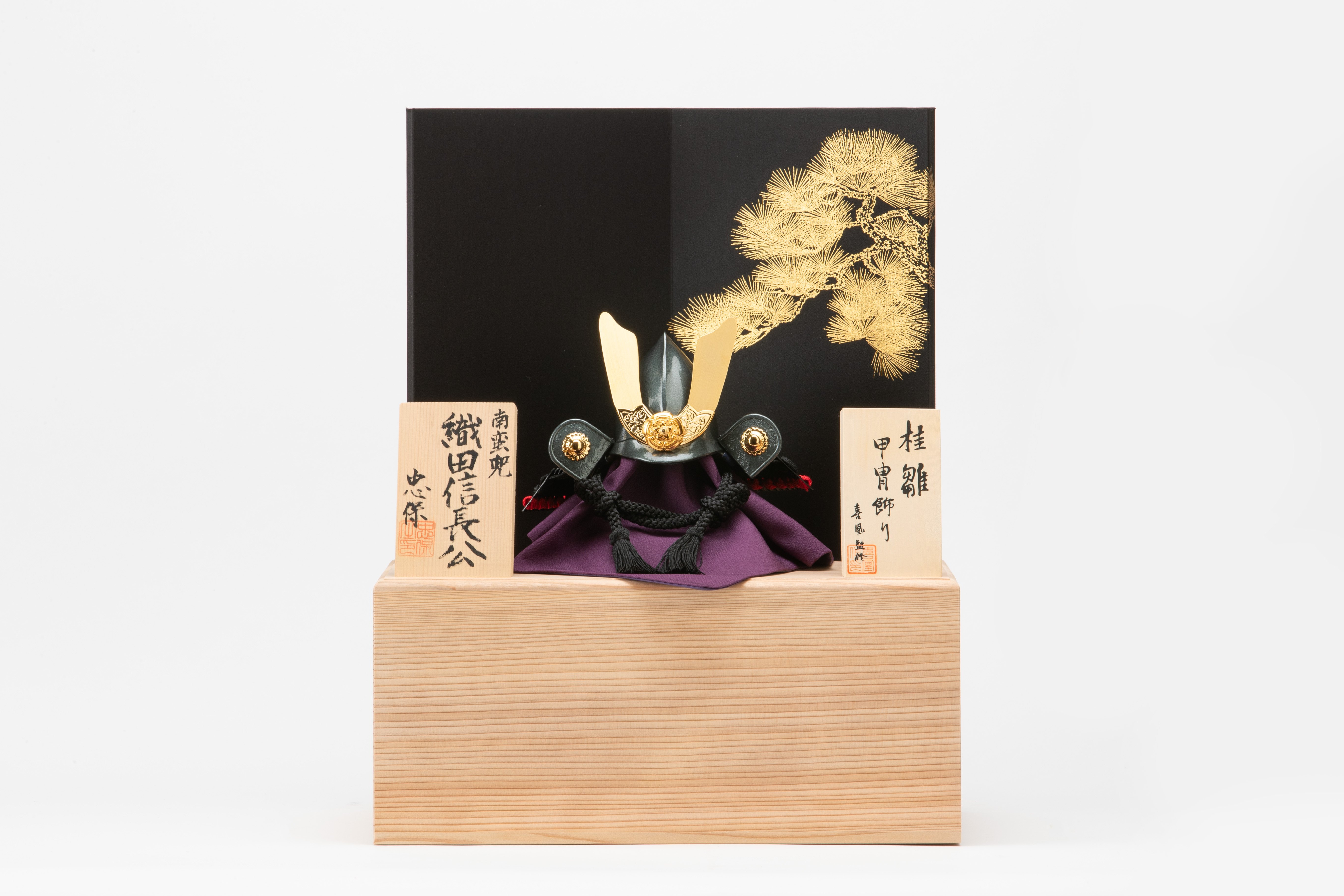 七号 織田信長公之兜飾り | 桂雛／小佐畑人形店