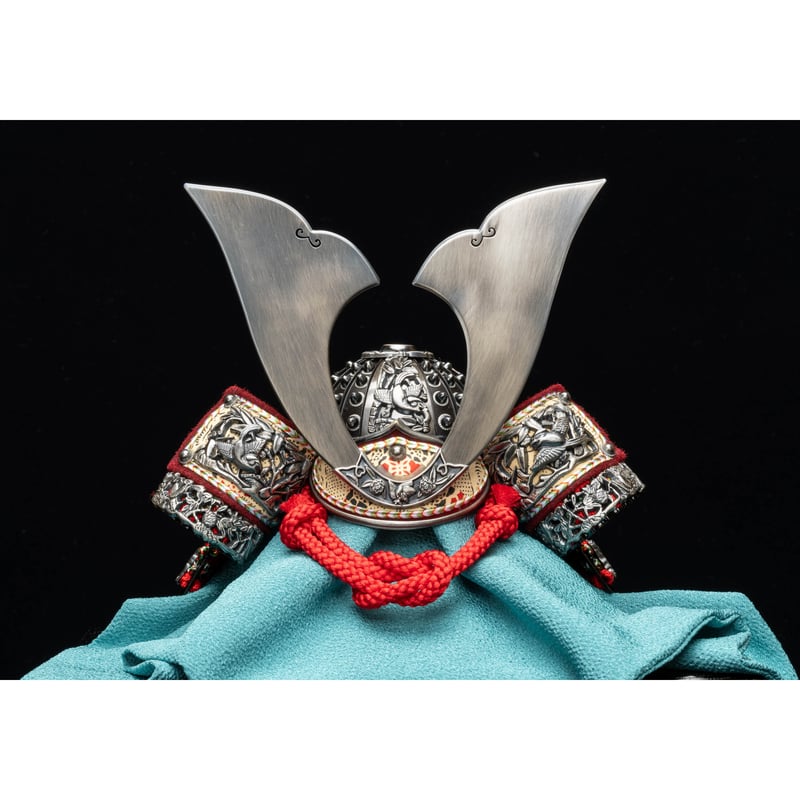 ZY-807 小紋 ちりめん 縮緬 鶴 兜 蝉 金魚 孔雀色 カジュアル 名品 五月人形 伝統工芸士・晴峰作 7号 シャンパンゴールド 唐草クローバー