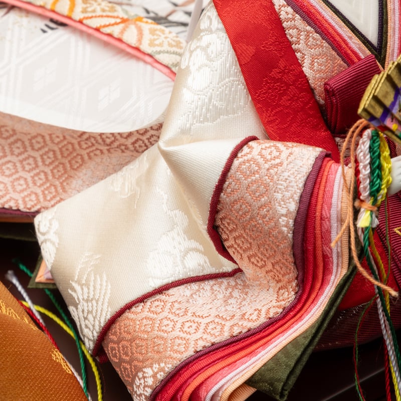 芥子親王収納飾り「麹塵染」 | 桂雛／小佐畑人形店