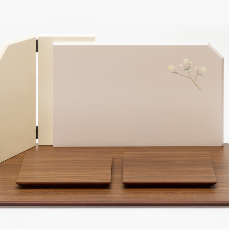 コンパクト親王飾り　純桜 優雅 収納飾り「桜静香」 | トラディショナル 収納飾り | 人形の東玉