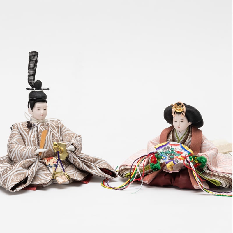 京十一番親王飾り「雲立涌文錦（香色：こういろ）」 | 桂雛／小佐畑人形店