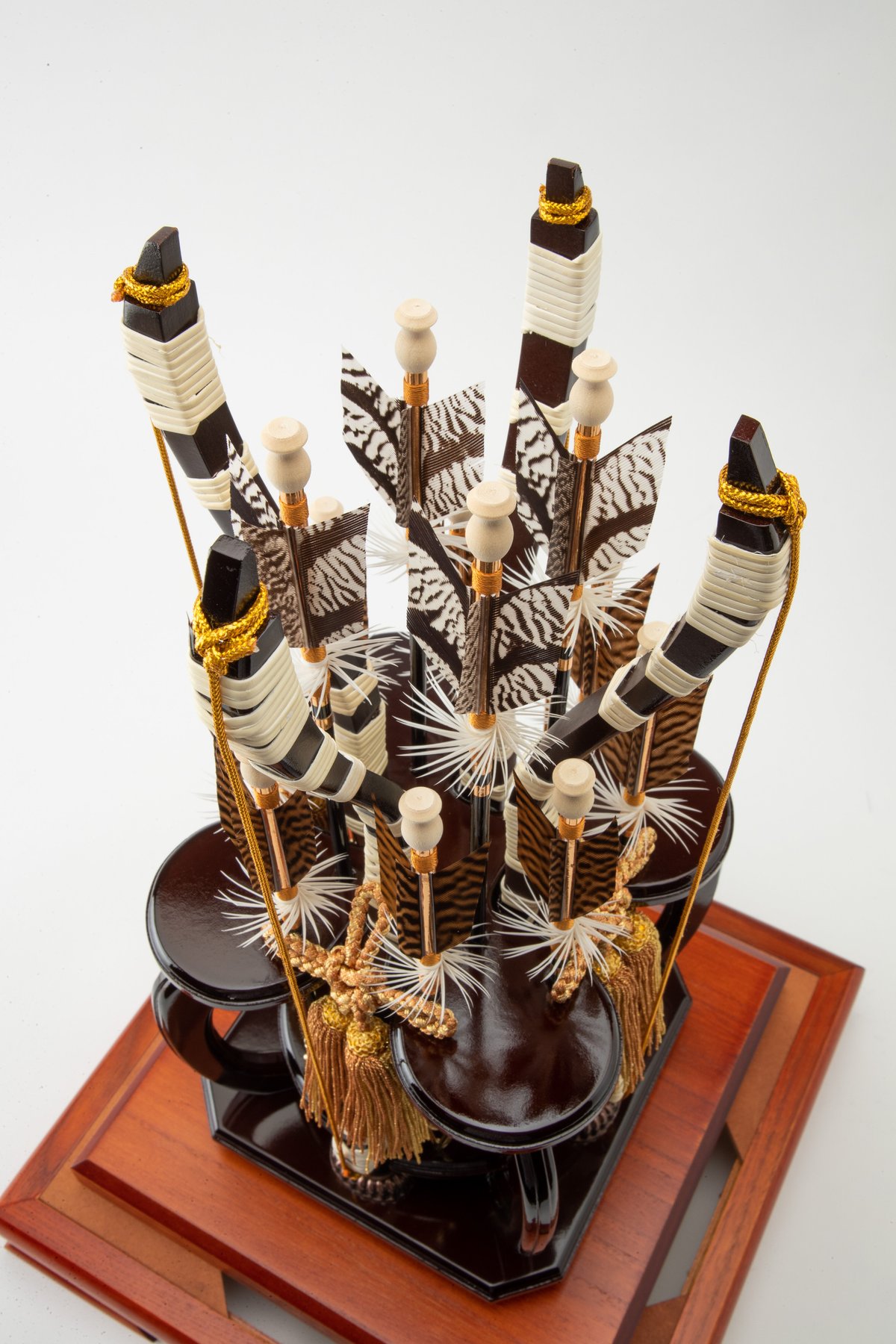 八宝寿」破魔弓飾り | 桂雛／小佐畑人形店