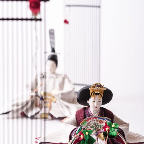 京十一番親王飾「龍村裂：菊もみ（銀）」