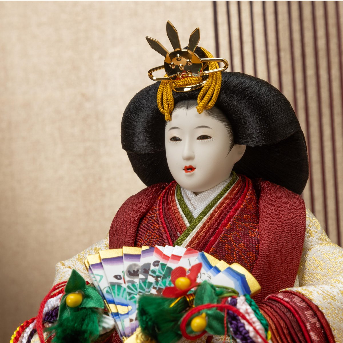 京十一番親王飾「龍村裂：菊もみ（金）」 | 桂雛／小佐畑人形店