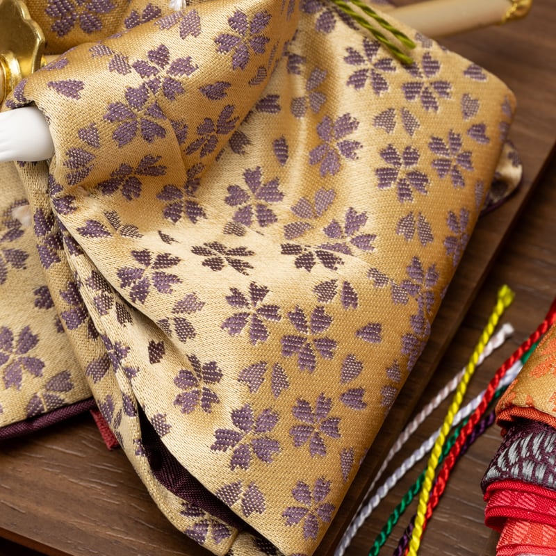 京十一番親王飾り「小桜文錦」 | 桂雛／小佐畑人形店