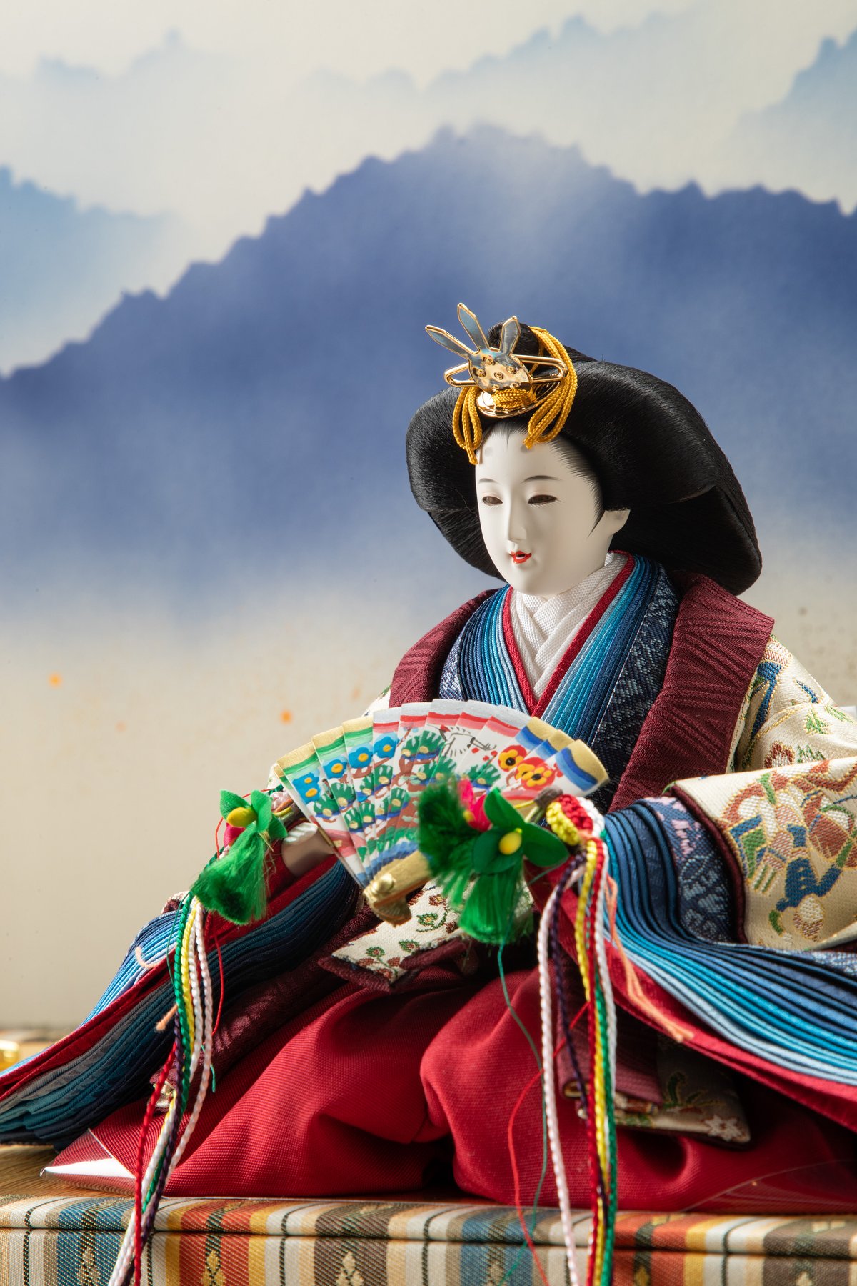 京十番親王飾「川島織物：狩猟文錦」 | 桂雛／小佐畑人形店