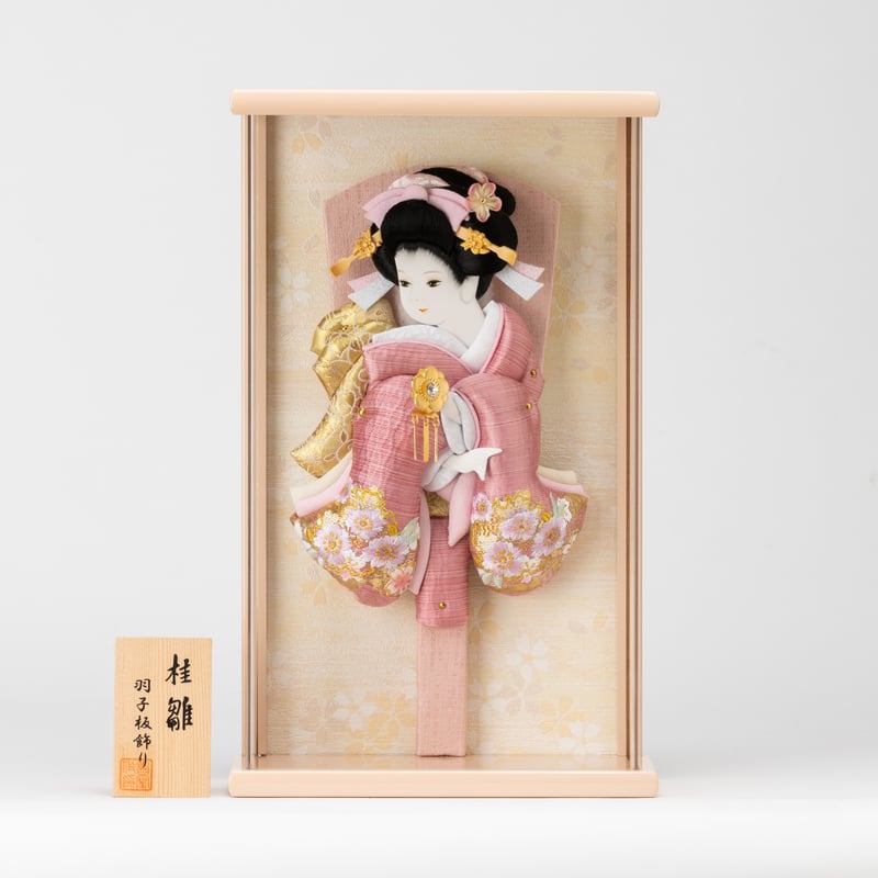 美月 アクリル壁掛 羽子板飾り（アイボリー額） | 桂雛／小佐畑人形店