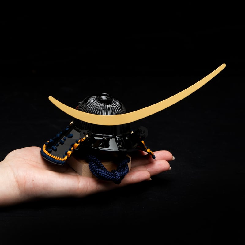 五号 伊達政宗公之兜飾り | 桂雛／小佐畑人形店