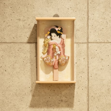 美月　アクリル壁掛　羽子板飾り（アイボリー額）