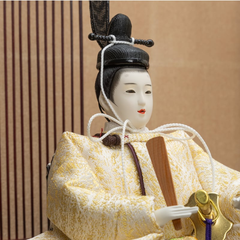 京十一番親王飾「龍村裂：菊もみ（金）」 | 桂雛／小佐畑人形店